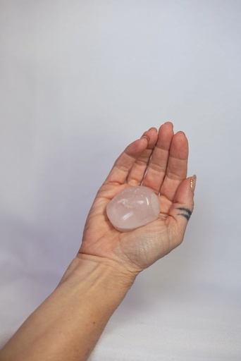 Rose Quartz Palm Stone (Medium)